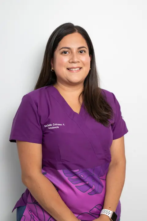 Dra. Camila Cotroneo F.