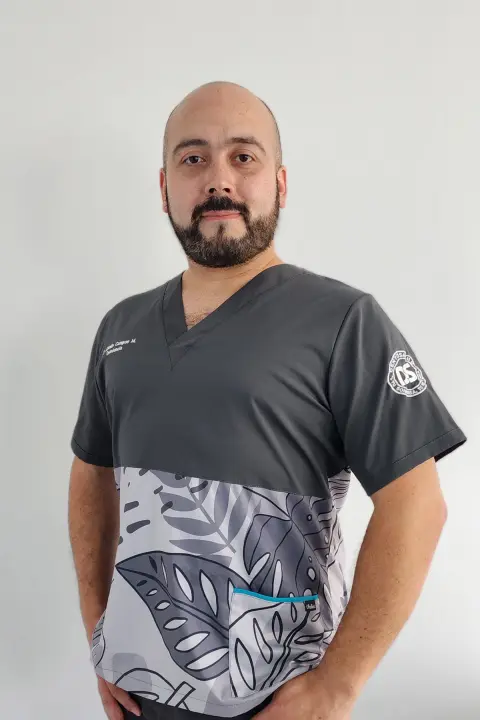 Dr. Roberto Cárcamo